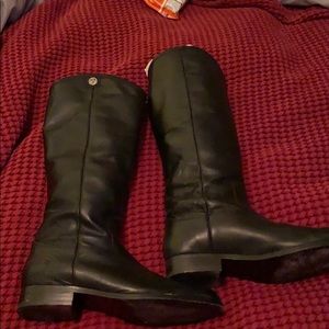 Frye boots. Black leather.